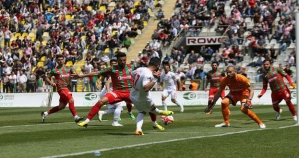10 kişilik Kaf Kaf'tan Balıkesir'e çelme