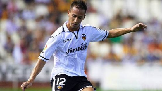 600 bin Euro'ya sağ bek