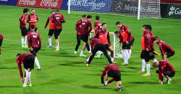 A Milli Takım Hazırlıklarını 5 Ocak Stadı'nda sürdürdü