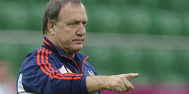 Advocaat Galatasaray'a Doğru!