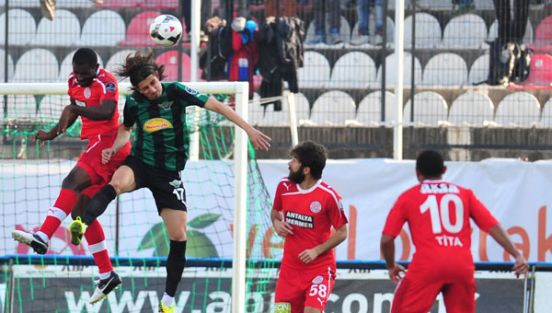 Akhisar Belediyespor-Medical Park Antalyaspor: 0-0