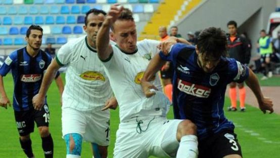 Akhisar son dakikada sirtaki yaptı!