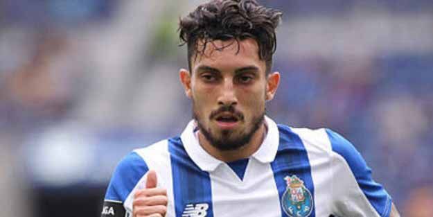 Alex Telles, Manchester United'da!