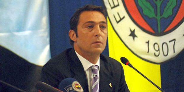 Ali Koç Fenerbahçe'ye döndü