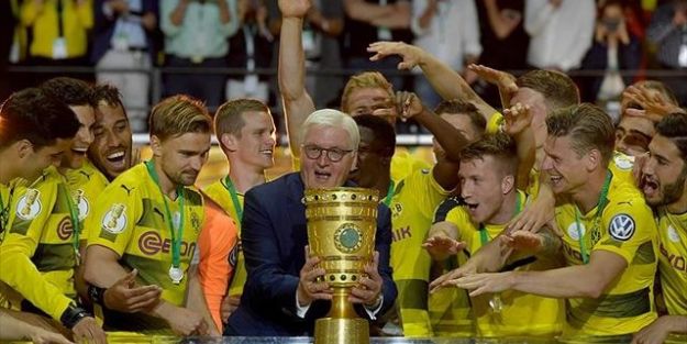  Almanya Kupası'nı Borussia Dortmund kazandı