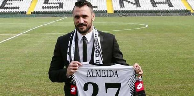 Almeida'dan iki gol birden!