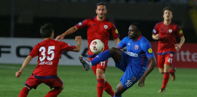 Altınordu-Karabükspor maçında gol yok