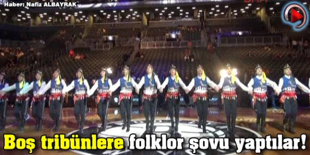 Ankara'dan New York'a Gelip Nba Türk Gecesi'nde Boş Tribünlere Folklor Şovu Yaptilar