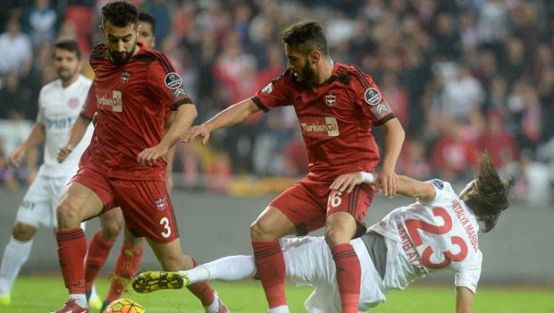 Antalya'da sessiz gece!