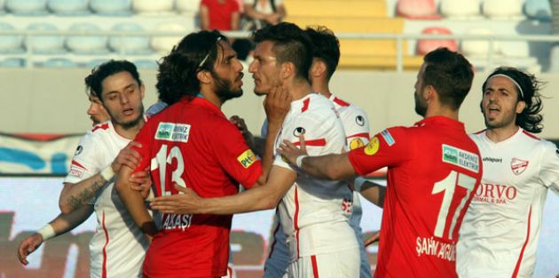 Antalyaspor fırsat tepti