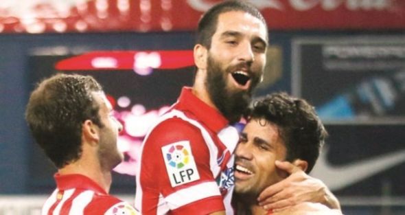 Arda Turan, Liverpool ve Arsenal'in göz hapsinde