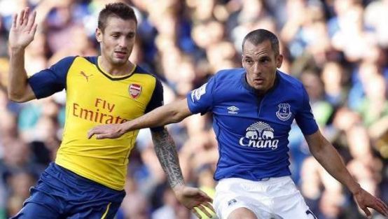 Arsenal puanı zor kurtardı!