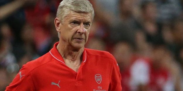 Arsene Wenger'e transferde açık çek!