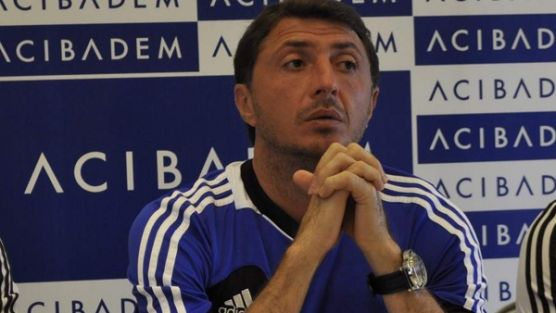 Arveladze: “Beşiktaş ve Fenerbahçe İçin Üzgünüm“