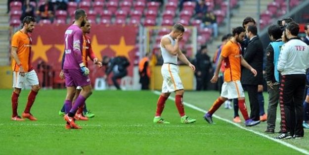 Aslan ligden ümidini kesti
