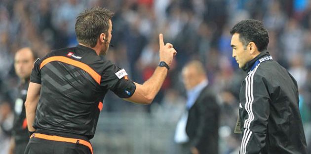 Aydınus'a Faul Ve El Tepkisi!