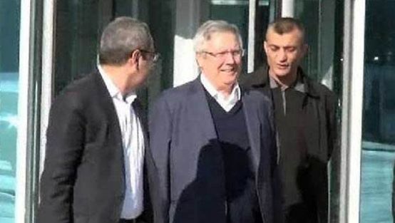 Aziz Yıldırım'a G.Saraylı taraftardan destek.