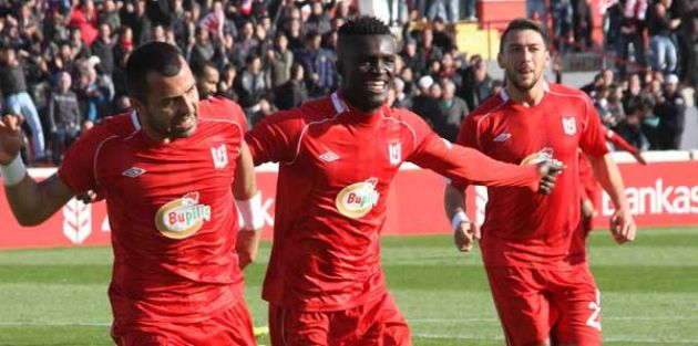 Balıkesirspor, Trabzonspor'u 3-1 yenerek tur atladı