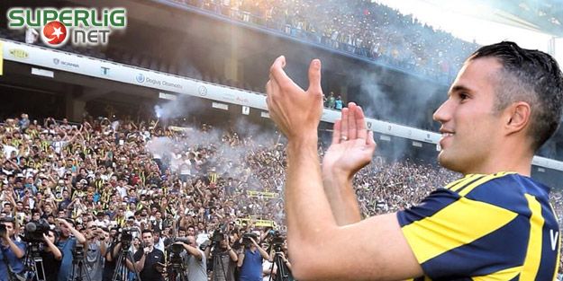 Barcelona van Persie için geliyor