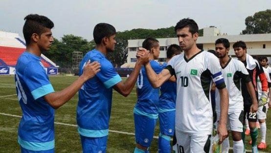 Barış için oynadılar