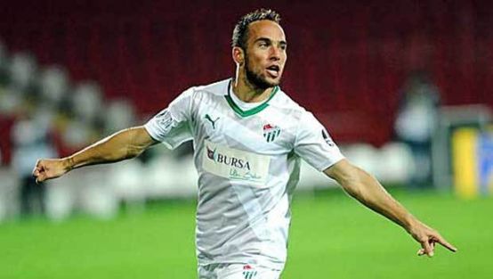 Belluschi: Fenerbahçe ile eşdeğerdeyiz