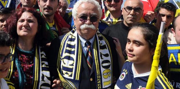 "Beni Aziz Yıldırım Fenerbahçeli yaptı"