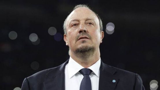 Benitez kovuldu!