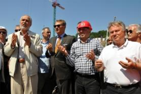Beşiktaş Vodafone Arena'nın batı tribününe ilk beton döküldü
