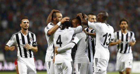 Beşiktaş 4 Tane Attı!