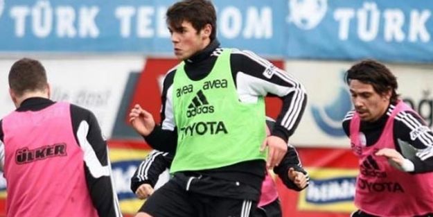 Beşiktaş geleceğin yıldızıyla anlaştı
