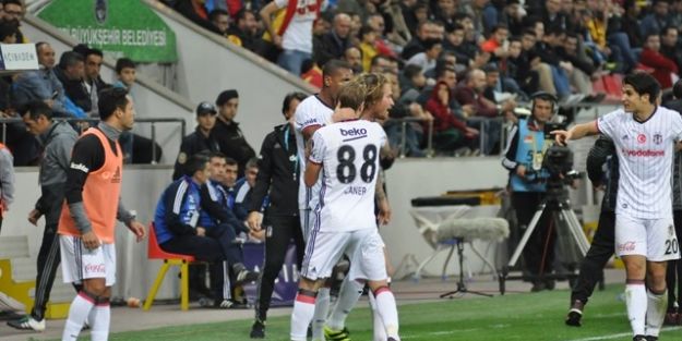 Beşiktaş, Kayseri'den 3 puanla dönüyor
