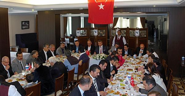 Beşiktaş Kulübü Başkani Fikret Orman, Hatay'da