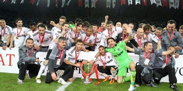 Beşiktaş'ın kayıp Kupası bakın nereden çıktı