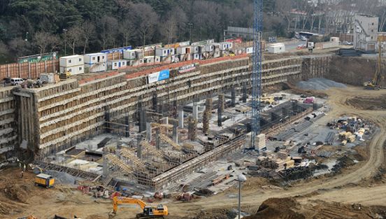 Beşiktaş'ın yeni stadında hummalı çalışma