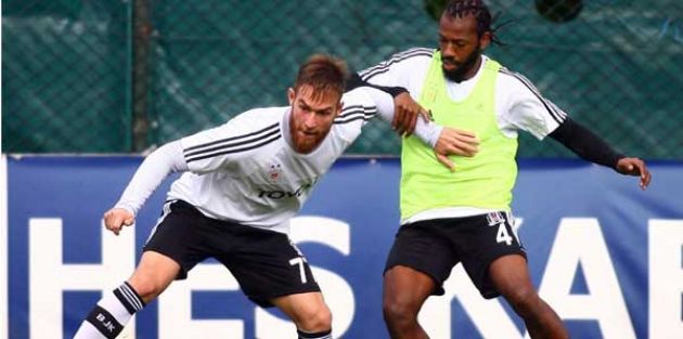 Beşiktaş'ta antrenmana 3 oyuncu katılmadı