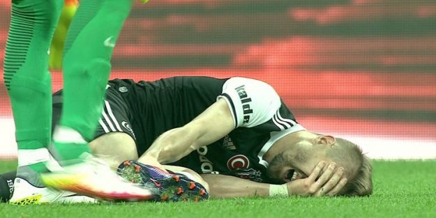 Beşiktaş'ta Caner Erkin şoku!