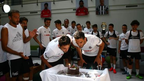 Beşiktaş'ta çifte doğum günü