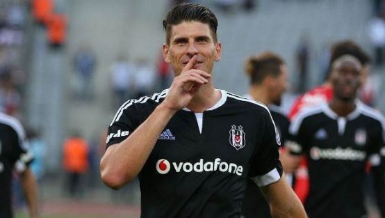 Beşiktaş'ta Gomez depremi!