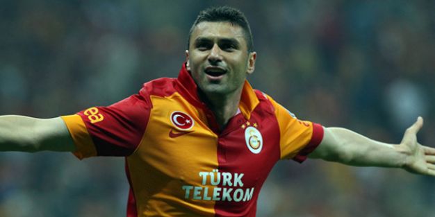 Burak imzayı attı!