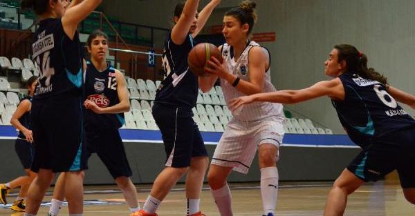 Bursa Büyükşehir-Reis Gida Kastamonu Basketbol: 71-35