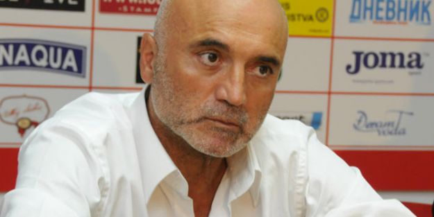 Bursaspor, Hikmet Karaman'ı gönderdi