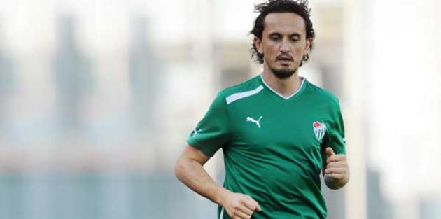 Bursaspor, Tuncay Şanlı ile Yolunu Ayırdı