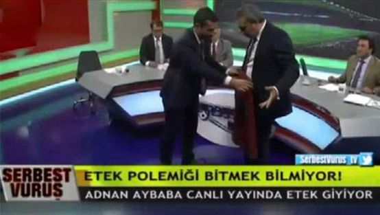 Canlı yayında etek giydi