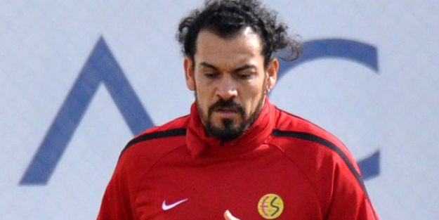 Çaykur Rizespor Servet Çetin'de Israrlı