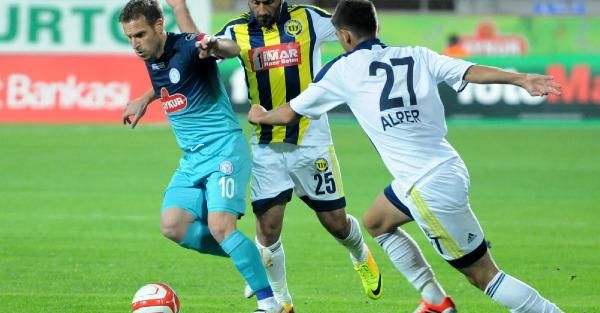 Çaykur Rizespor-Tarsus Idmanyurdu: 3-4  (Penalti Atişlari Sonucu-Türkiye Kupasi)