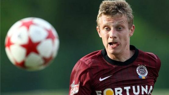 'Çek' bir 22'lik sol açık