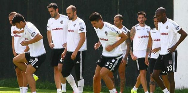 Cenk, idmana çıkmadı!