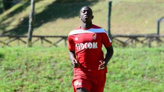 Cimbom'a 20'lik sağ bek