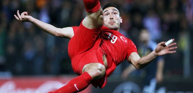 Cimbom'da Mevlüt tamam, Saint Etienne sırada