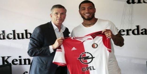 Colin Kazım Feyenoord'a imzayı attı!